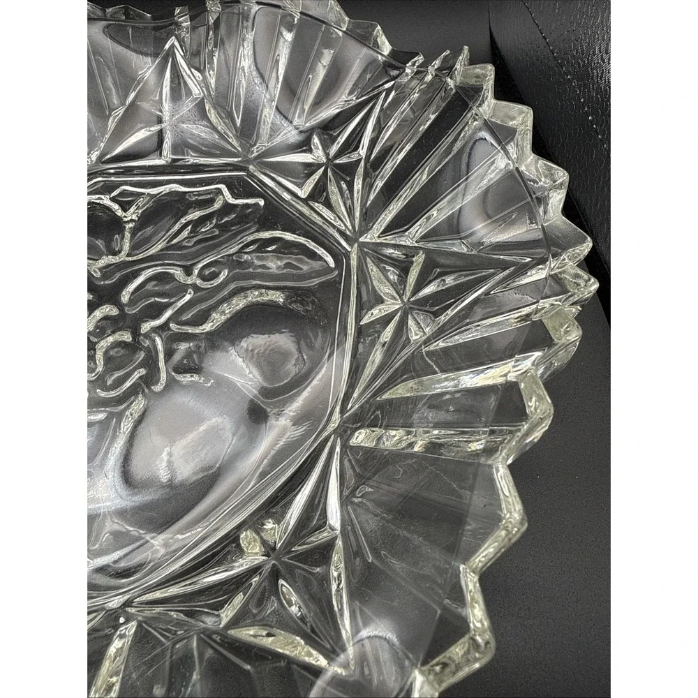 Vintage Federal Glass Pioneer Pattern Bowl Embossed Fruit Center Sawtooth Rim